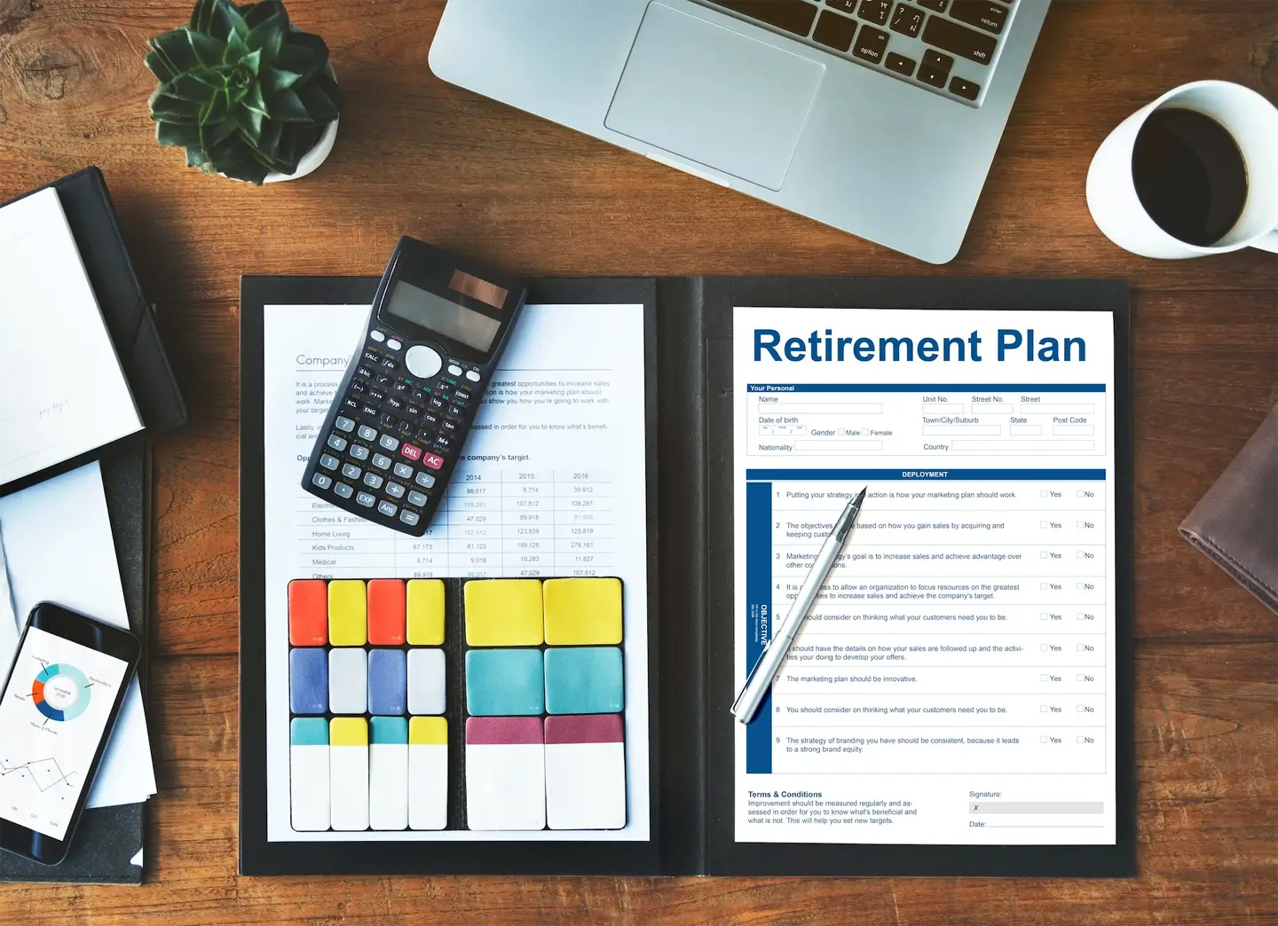Retirement plan financial investment application form concept